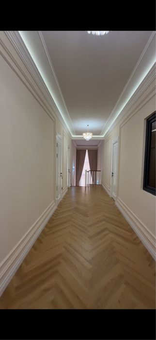 Новый Дом. 350кв.Yangi Xovli 40 letda. 3,5 sotih. 8 hona.