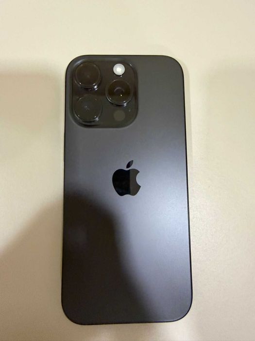 iPhone 16 Pro 1 TB Black Titanium