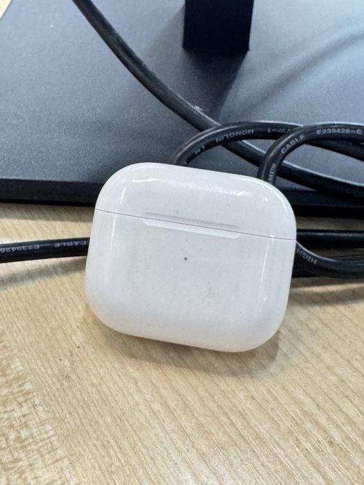 Air pods 3 продам срочно