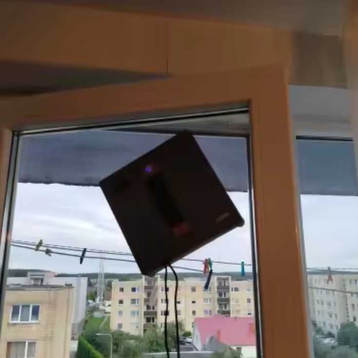 Robot de curatare geamuri ABIR WD8 + 10 lavete de rezerva