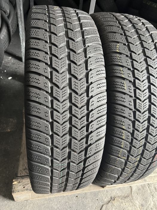 2 anvelope de iarna 225/75/16 C Semperit!