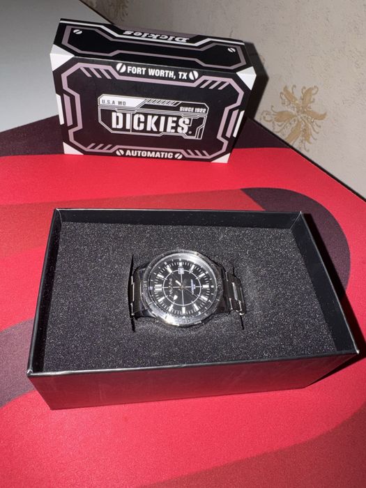 Часы Dickies — полный комплект