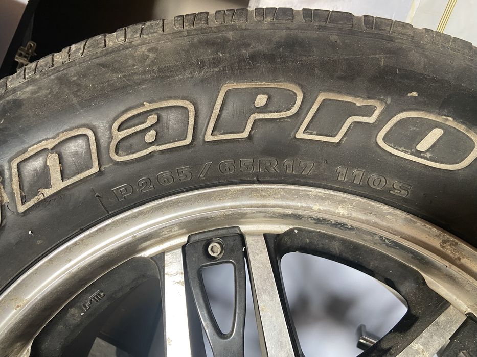 Продам колесо с диском 265/65/R17