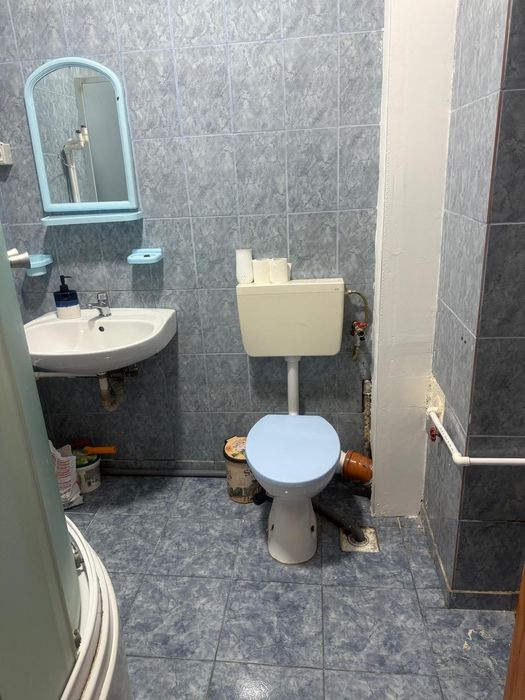 Vând garsoniera confort 1