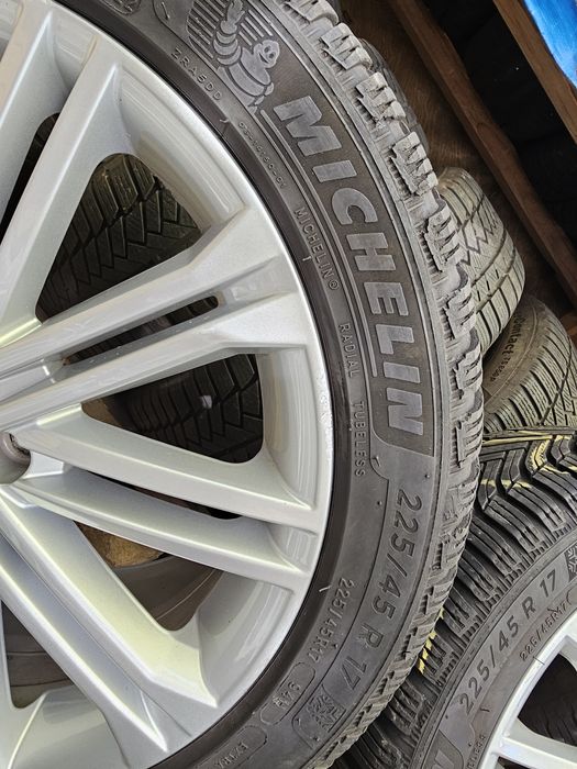 Jante aliaj 17" Skoda Octavia/Seat/Volkswagen anvelope iarna 225 45 17