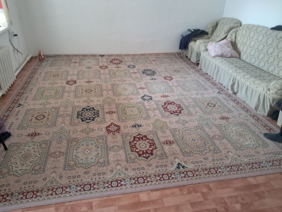 Ковер 3,5*4,жағдайы жақсы