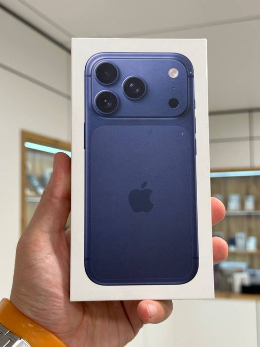 iPhone 17 Pro | 256 GB | NEW | EAC