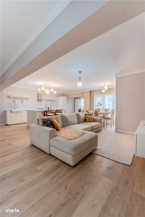 Apartament 4 camere 2locuri parcare, balcoane și lift