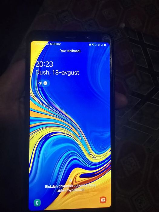 Sansung A7   sotiladi 750.000 ming