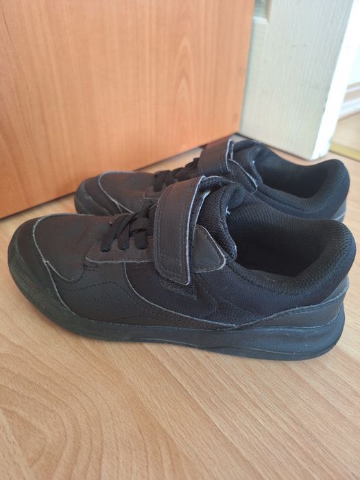 Детски обувки от Decathlon