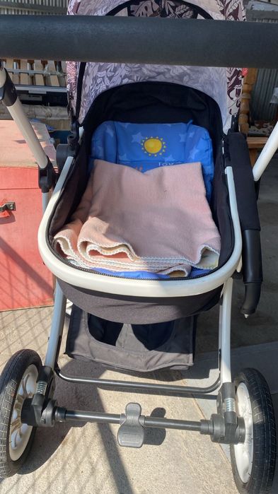 Продается детская коляска