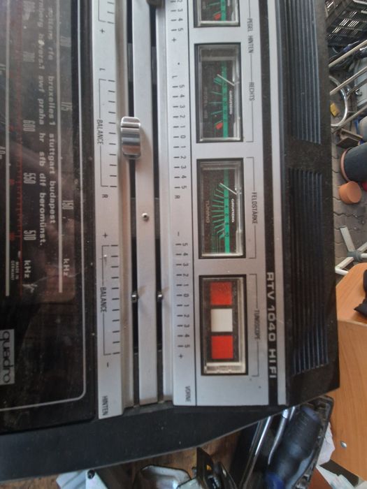 Radio cu stație Grundig