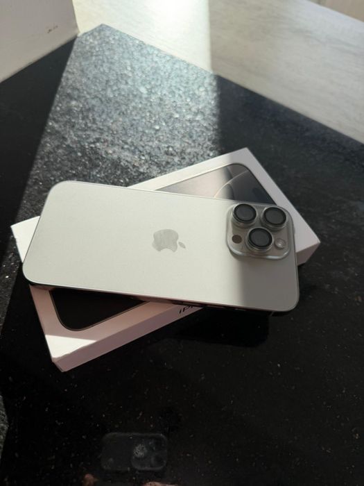 Iphone 16 pro max 256Gb IMPECABIL ,nici-o zgarietura
