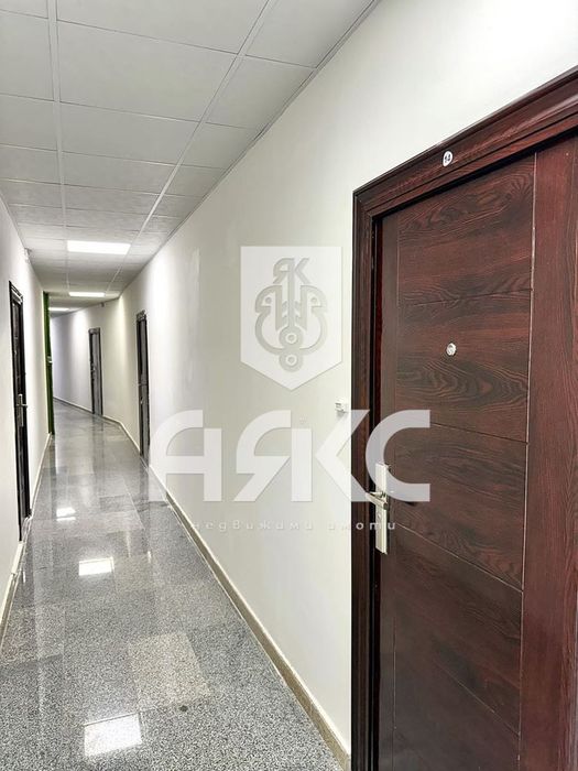 Чисто нов двустаен апартамент,в нова сграда, на 10 минути от бул.Цари