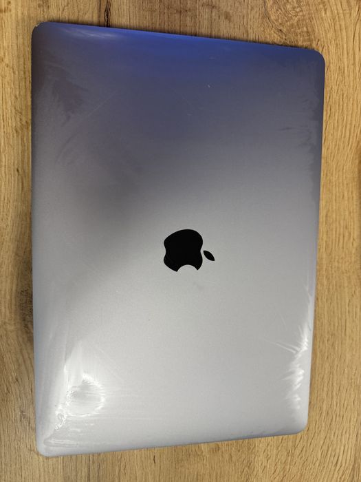 Macbook Air 2020 Retina Нова батерия
