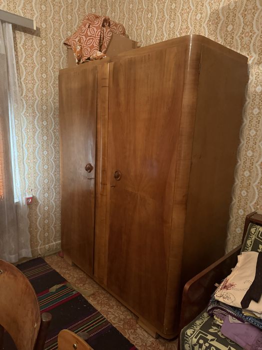 РАЗПРОДАЖБА! Трапезна разтегателна маса, здрави мебели от къща в Чешнегирово