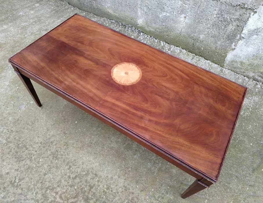 Măsuță veche din lemn stil Mid Century