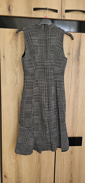 Karen Millen стилна рокля