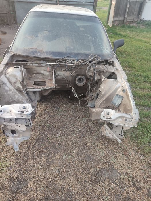 По запчастям Ауди 80 б3