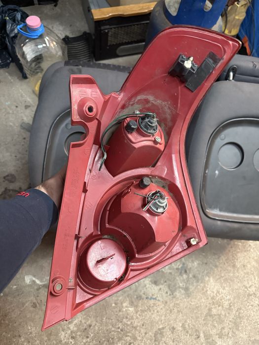 Ляв стоп за Suzuki Swift