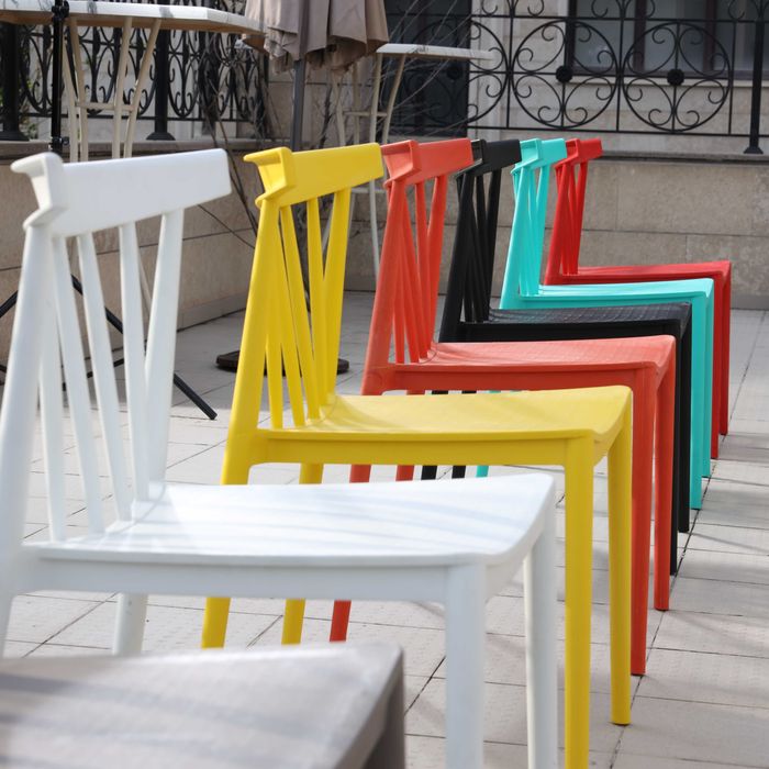 Стул пластиковый "Классик"