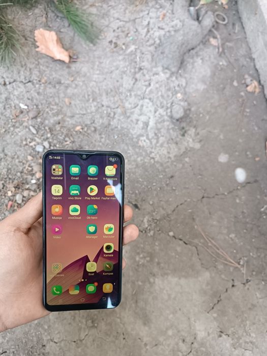 Vivo telefon sotiladi