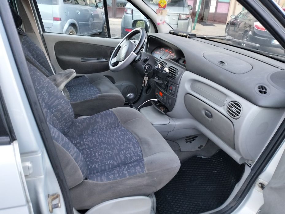 RENAULT Grand Scenic 2004 — imagine 5