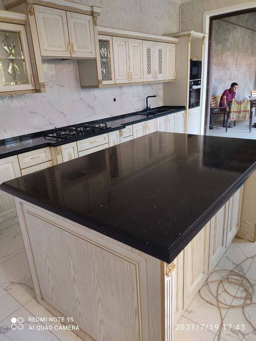 Изготовление столешниц для кухонь и ванных комнат, а также подокоников