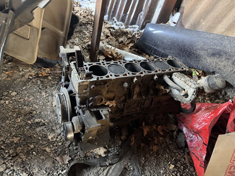 Продам блок 104 2.8