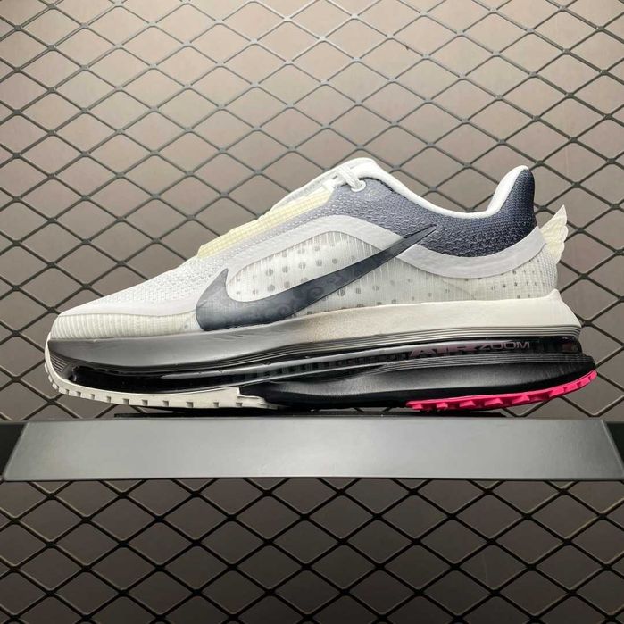 Nike Pegasus Premium "NYC" IQ1130-001 [40.5]