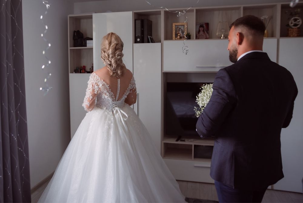 Rochie mireasa cu sclipici