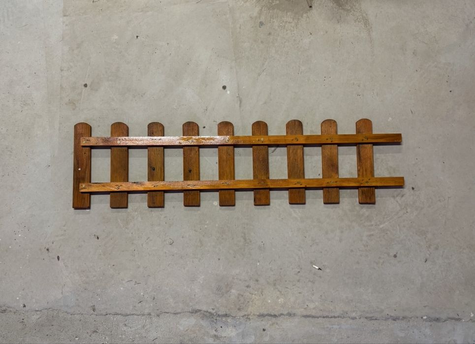 Декоративна дървена оградка – ръчна изработка