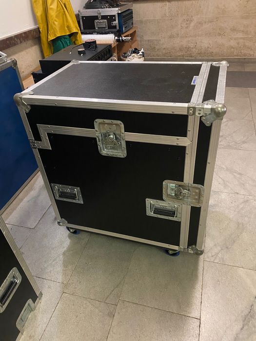 Midas m32r с къстъм кейс за него