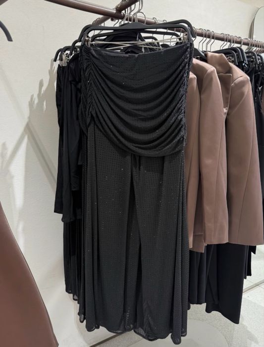 Блестящ панталон с пола ZARA