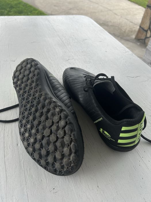 Детски обувки за футбол kipsta 100 37 номер