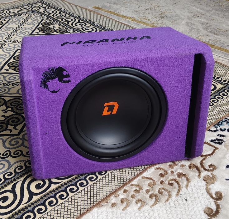 Сабвуфер DL Audio Piranha 12v2 с уселком