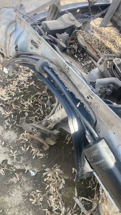 Запчасти мерседес 190