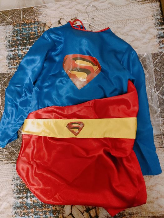 Костюм супермена