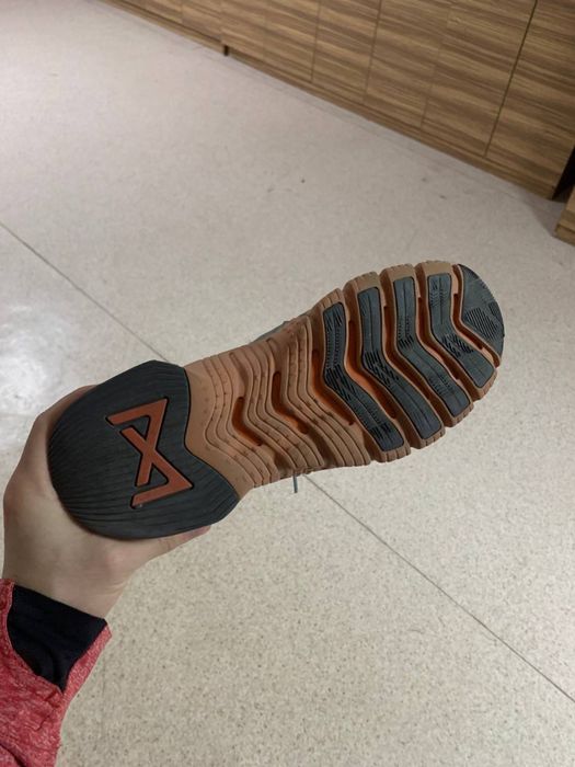 Продам кроссовки nike metcon