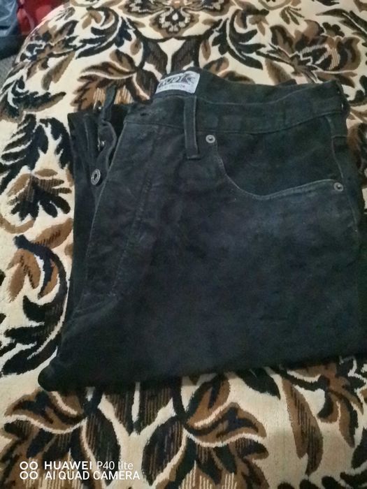 Pantaloni dama piele model deosenit second hamd l800$. & 350euro