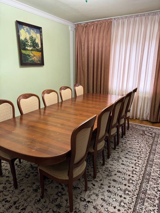 Продам стол со стульями