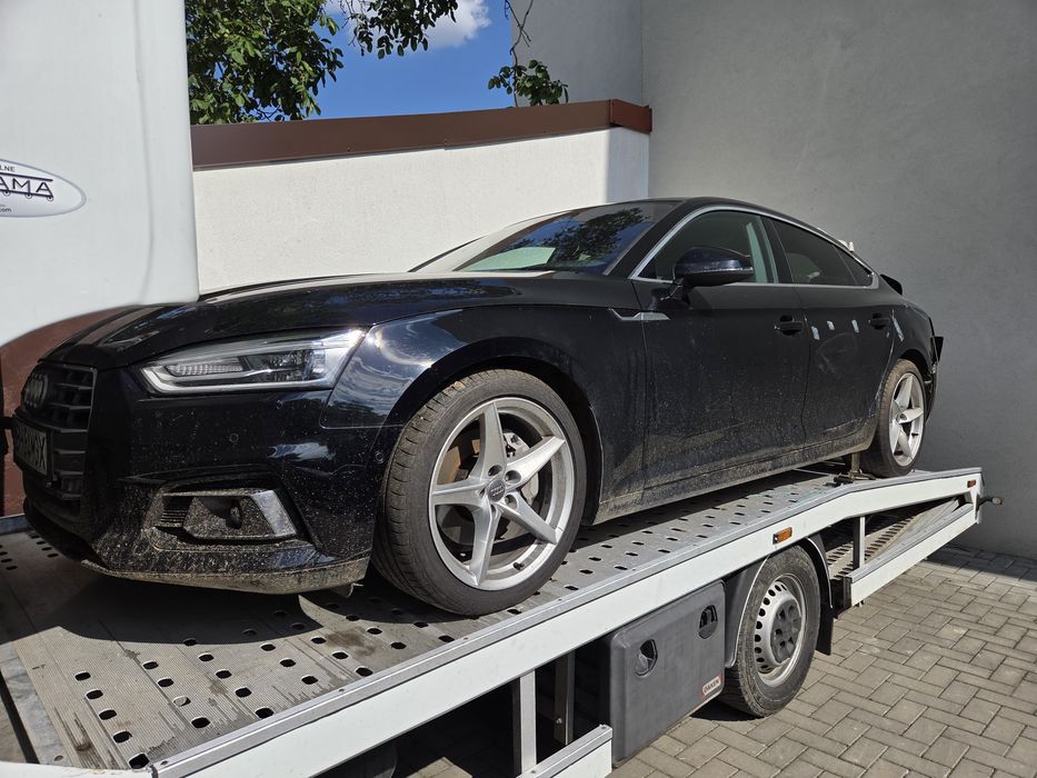 Audi A5 Sportback — avariat  spate — pentru reparatie / dezmembrare