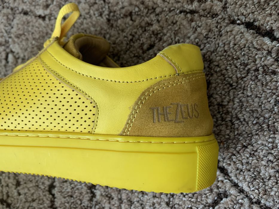 Adidas galben TheZeus, marime 42