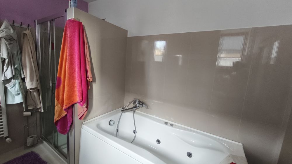 Vand urgent casa zona 9 Mai Baia Mare