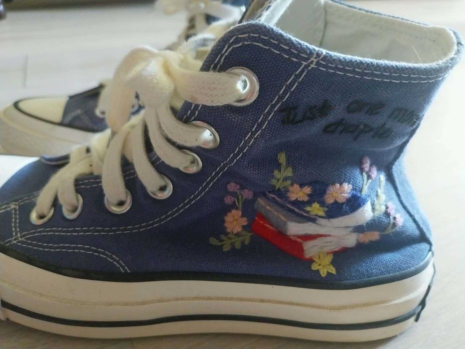 Бродирани Converse