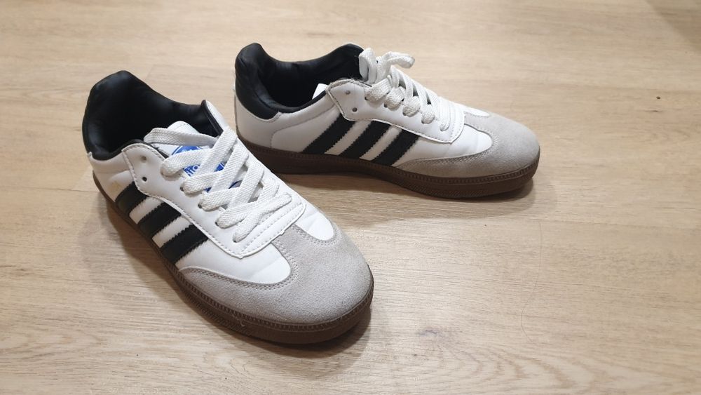Кроссовки Адидас Самба р.37 новые