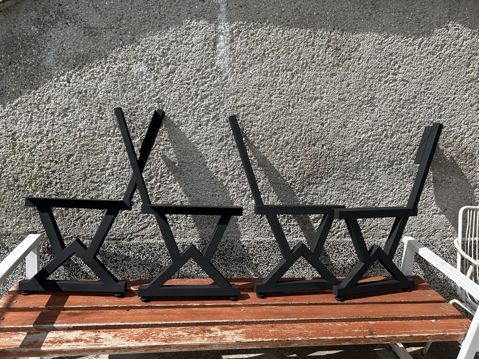 Метални основи за маси