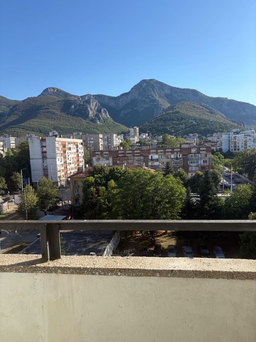 Продава се Двустаен апартамент в Враца, Център - 65 кв.м за 1883 €/кв.м - Снимка #10