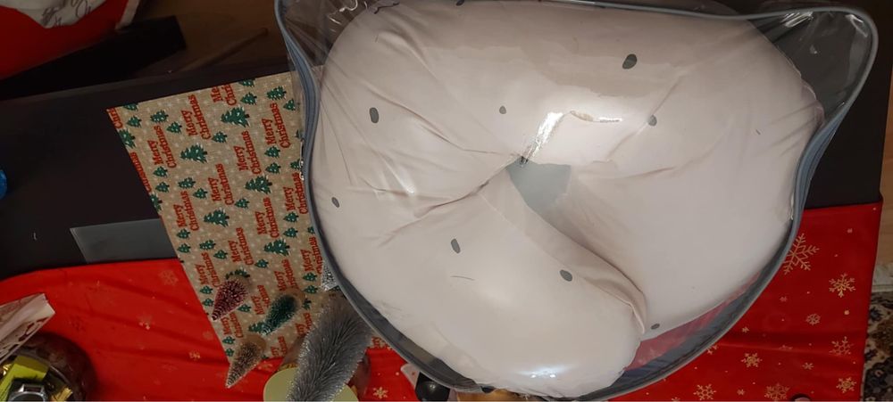 Възглавница за кърмене и антирефлуксна възглавнижа
