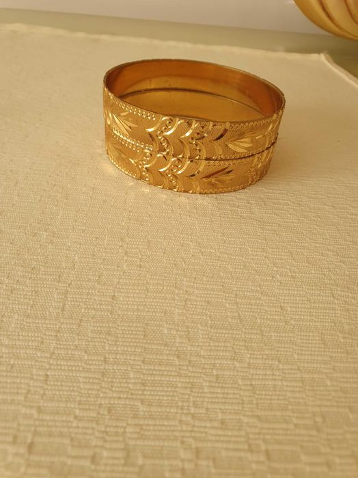 Brățară suflată în aur